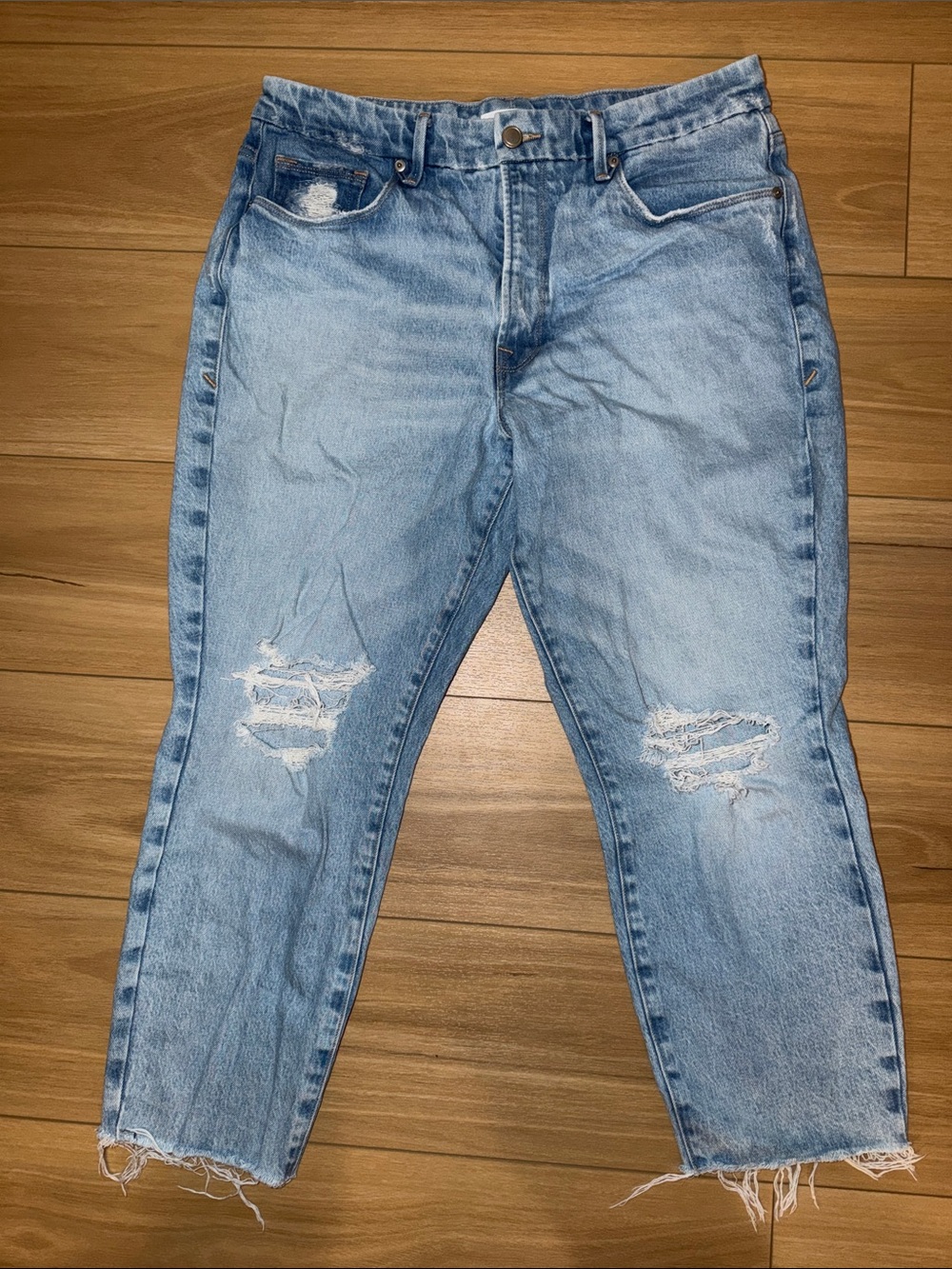 Good American Light Blue Distressed Ankle Jeans